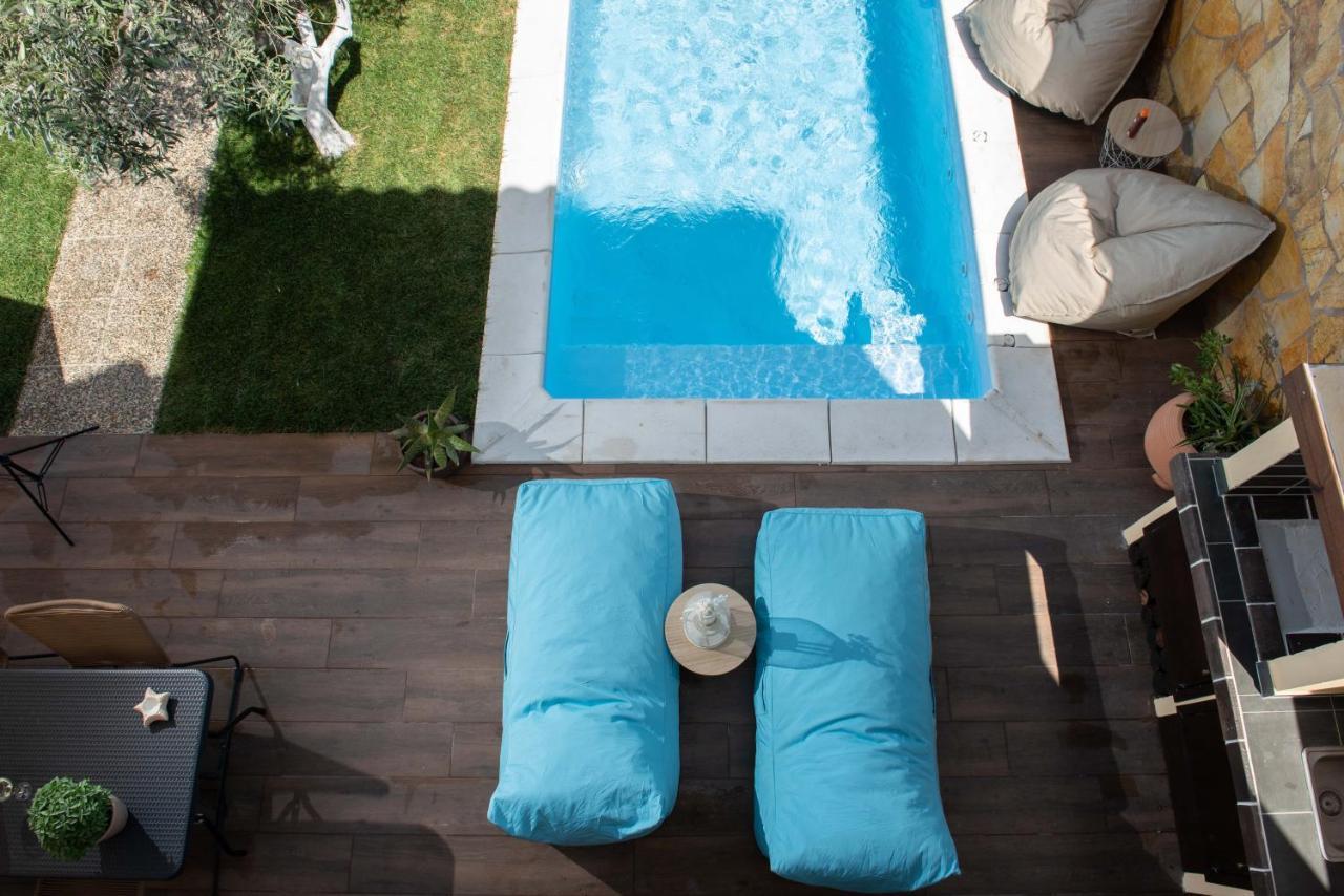 Dandy Villas Nea Roda - Melodic Waves - Private - Pool - Parking - Cellar Екстер'єр фото