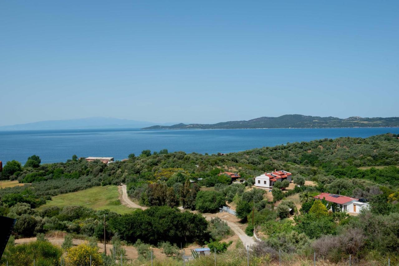 Dandy Villas Nea Roda - Melodic Waves - Private - Pool - Parking - Cellar Екстер'єр фото