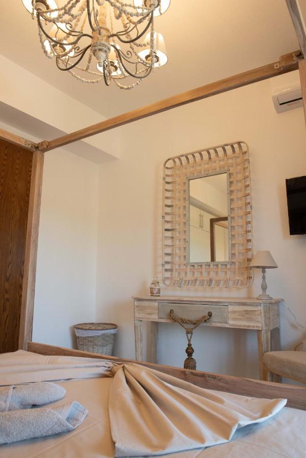 Dandy Villas Nea Roda - Melodic Waves - Private - Pool - Parking - Cellar Екстер'єр фото